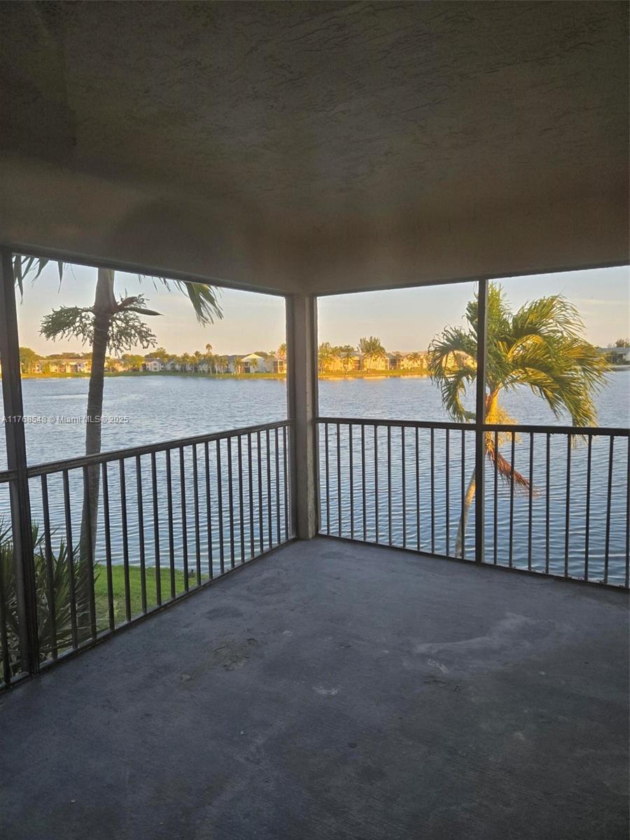 800 Independence Dr Property Photo 8