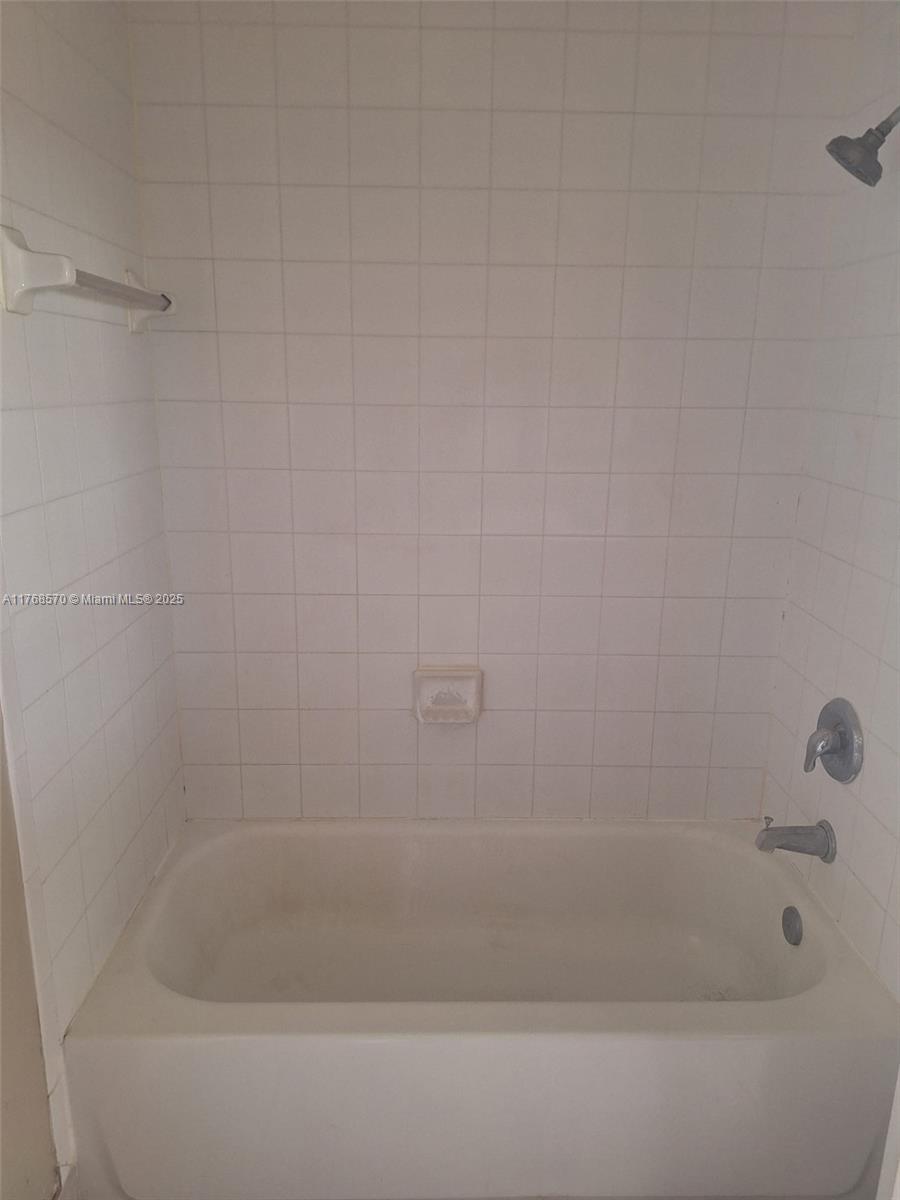 2925 Se 16th Ave 200 Property Photo 32