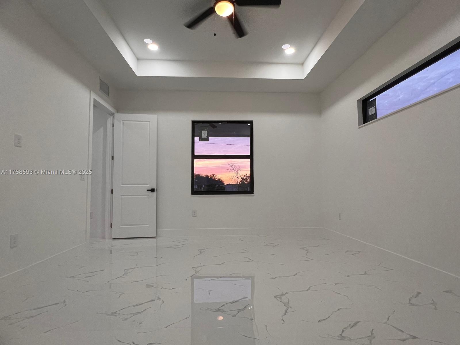 2122 Ne 14th Pl Property Photo 17