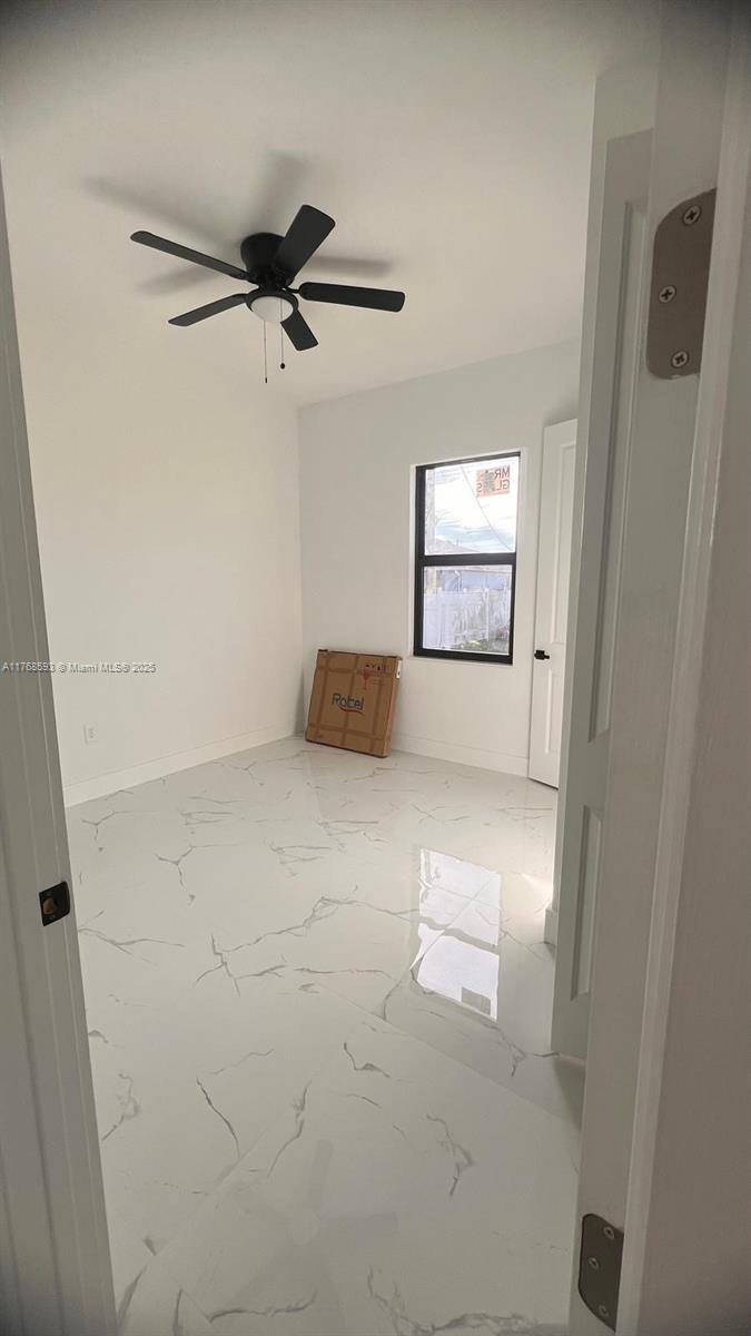 2122 Ne 14th Pl Property Photo 33