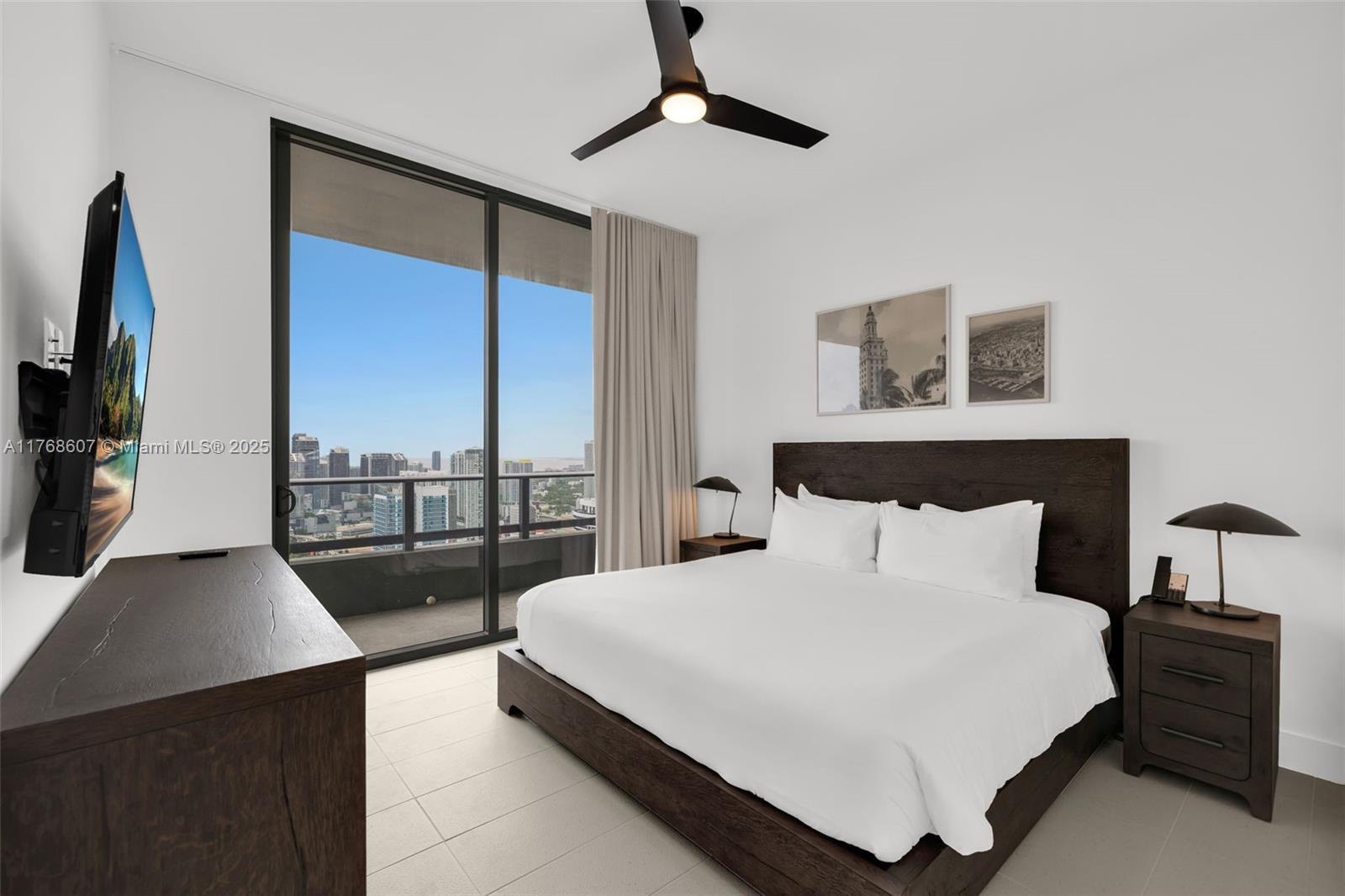 601 Ne 1st Ave Lph 4814 Property Photo 9