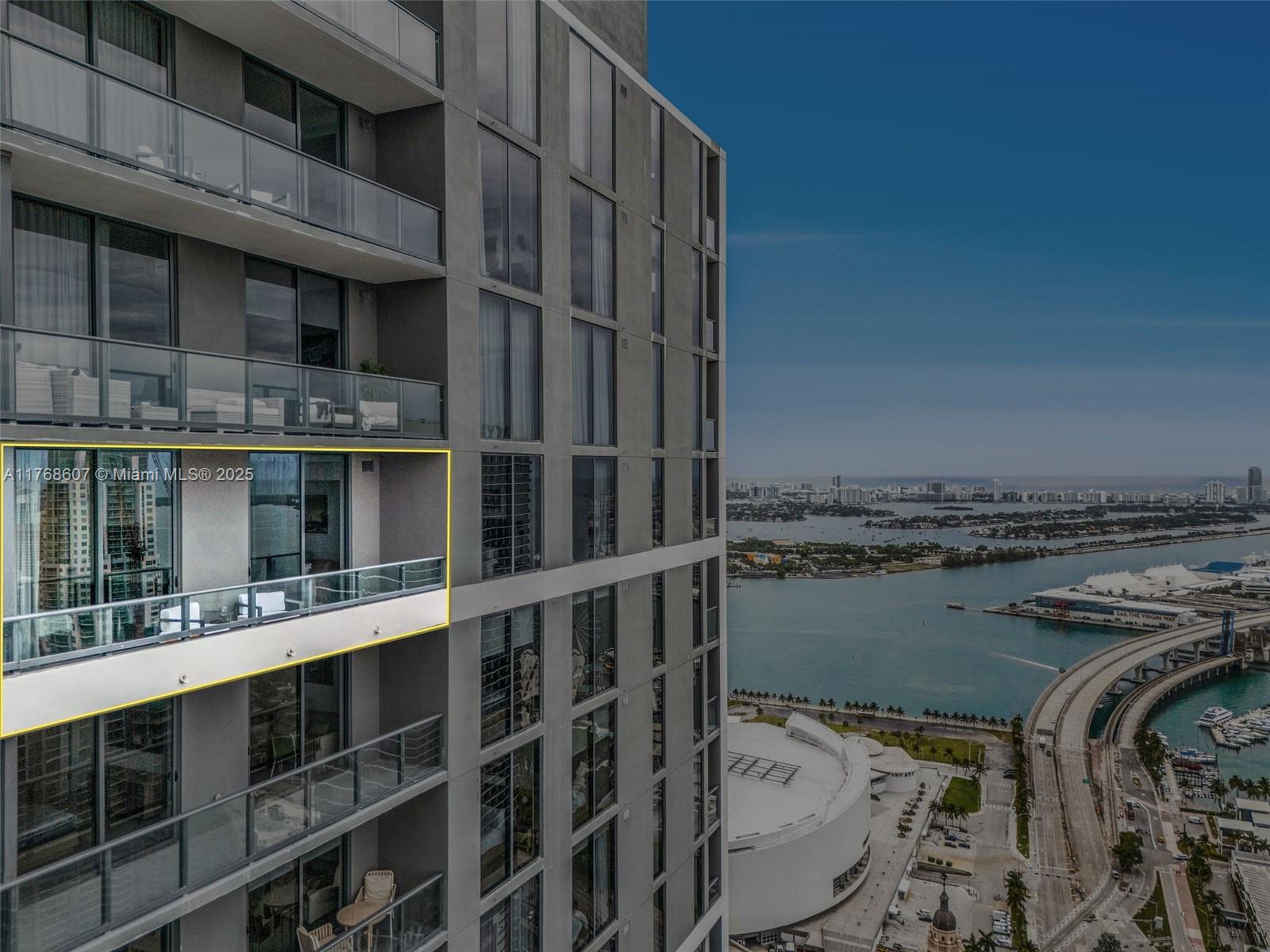 601 Ne 1st Ave Lph 4814 Property Photo 18