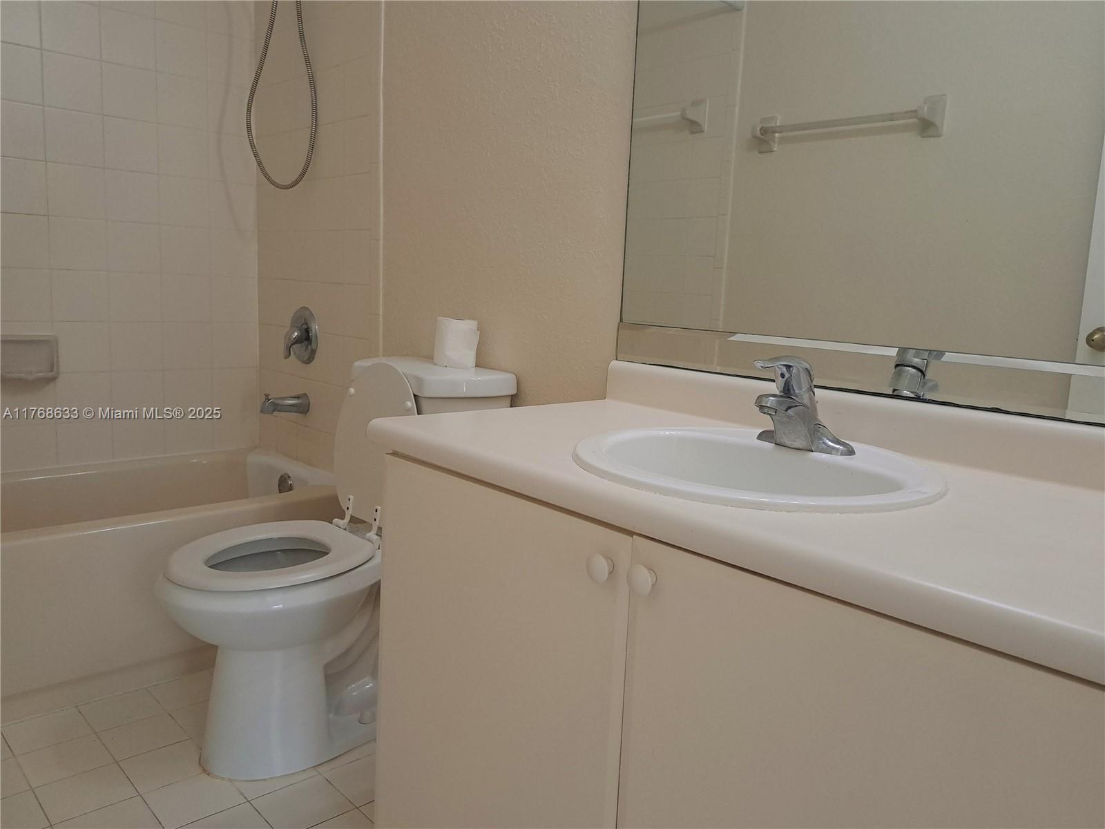 2731 Se 17th Ave 203 Property Photo 16