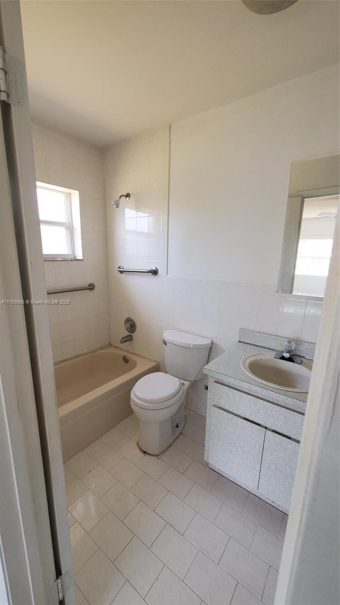 15500 Sw 308 St Property Photo 7