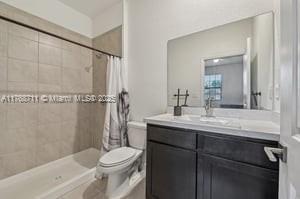 689 Sw 11th St Property Photo 4