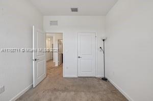 689 Sw 11th St Property Photo 7