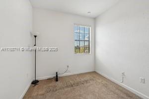 689 Sw 11th St Property Photo 13