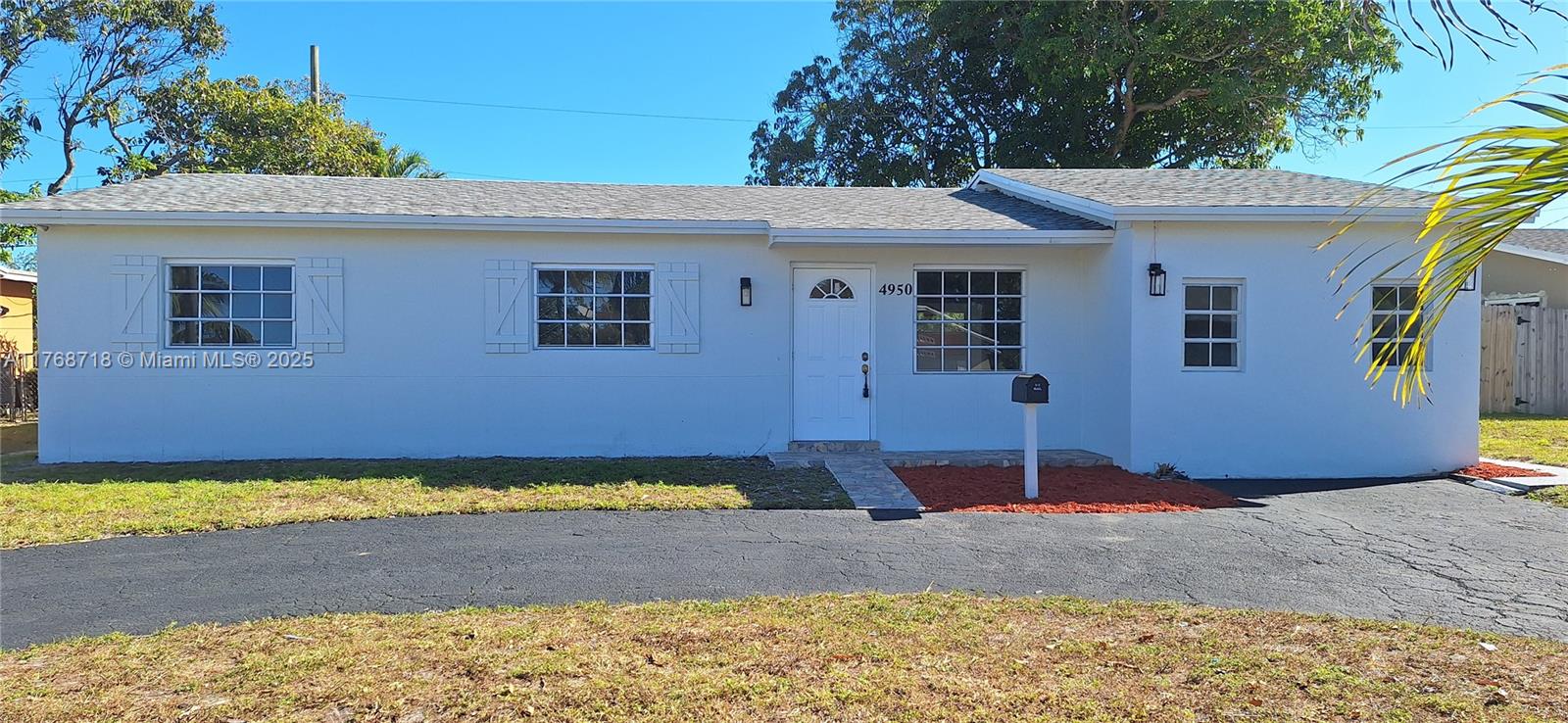 4950 Nw 16th Ct Property Photo