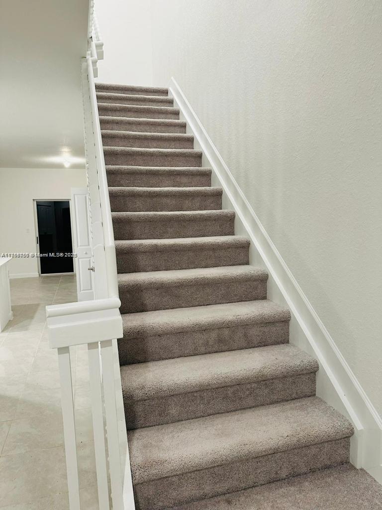 1655 Se 26th Rd . Property Photo 7