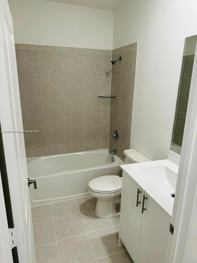 1655 Se 26th Rd . Property Photo 8