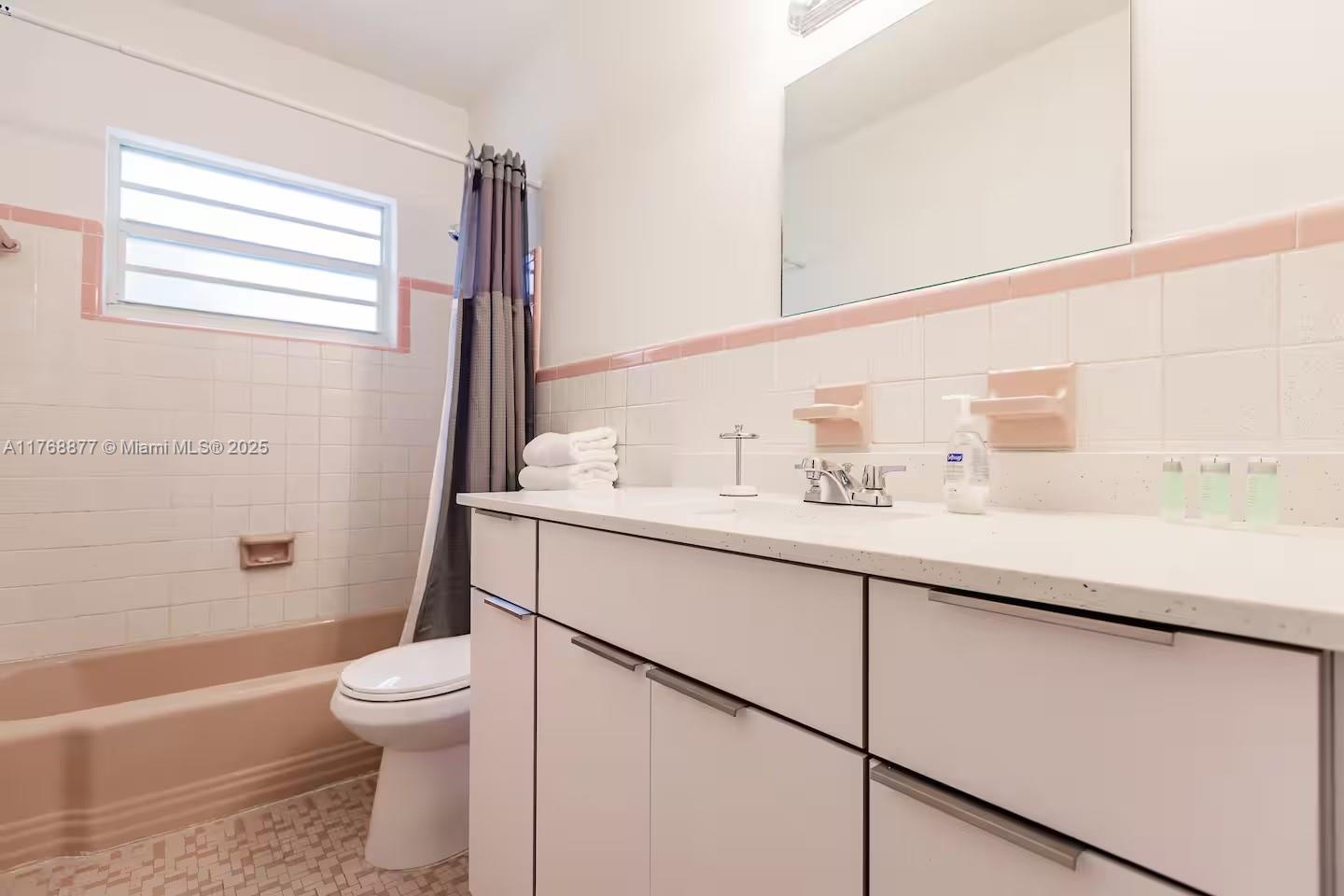 18825 Atlantic Blvd Property Photo 13