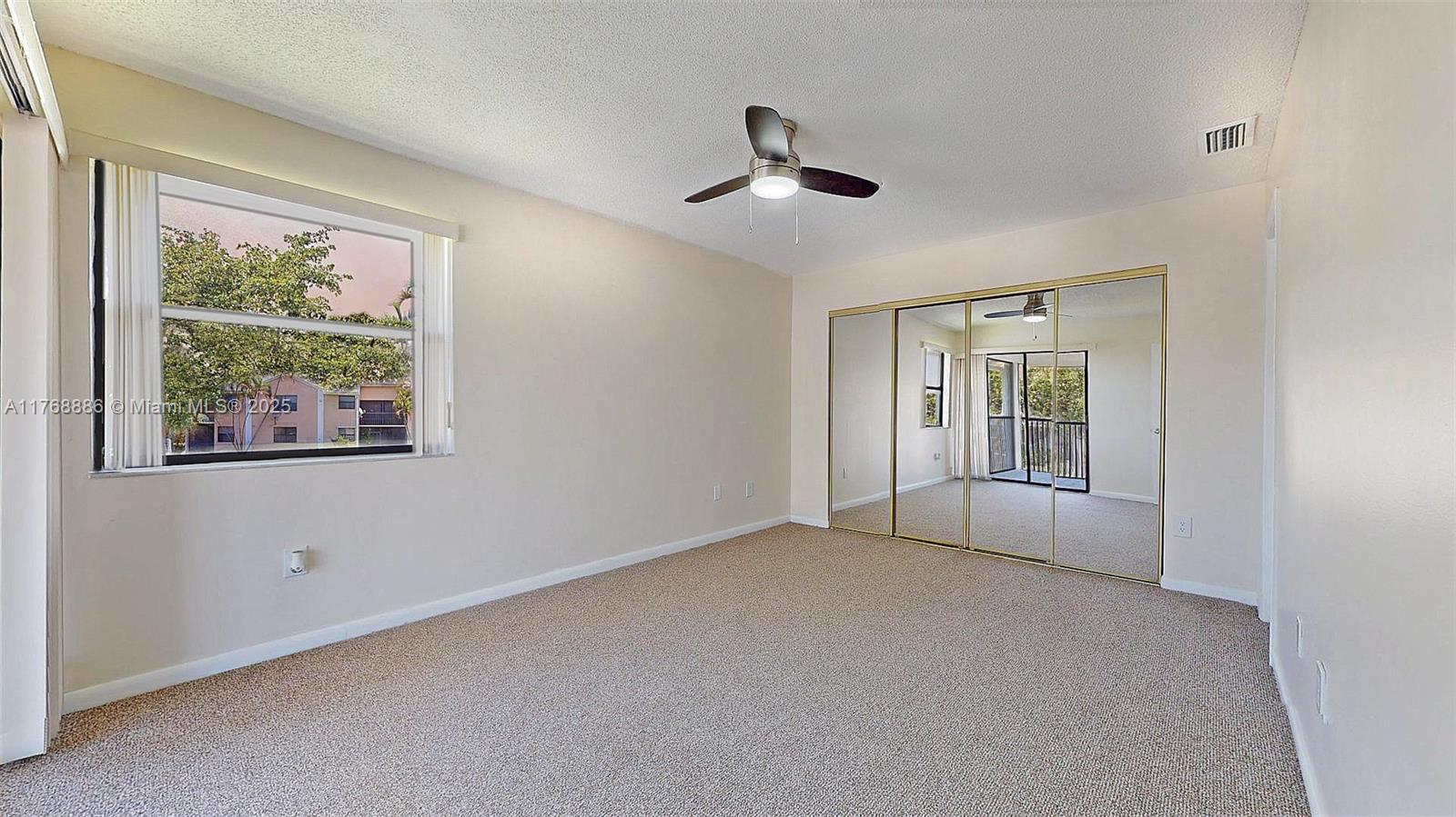 1071 Adams Ave 1071l Property Photo 10