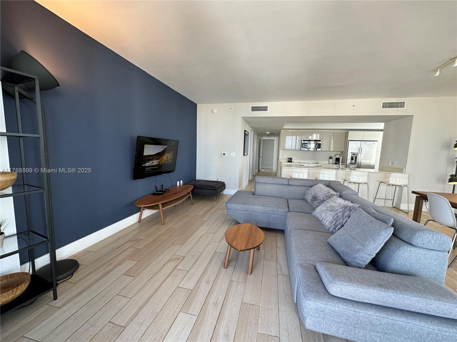 2600 E Hallandale Beach Blvd T2202 Property Photo 25