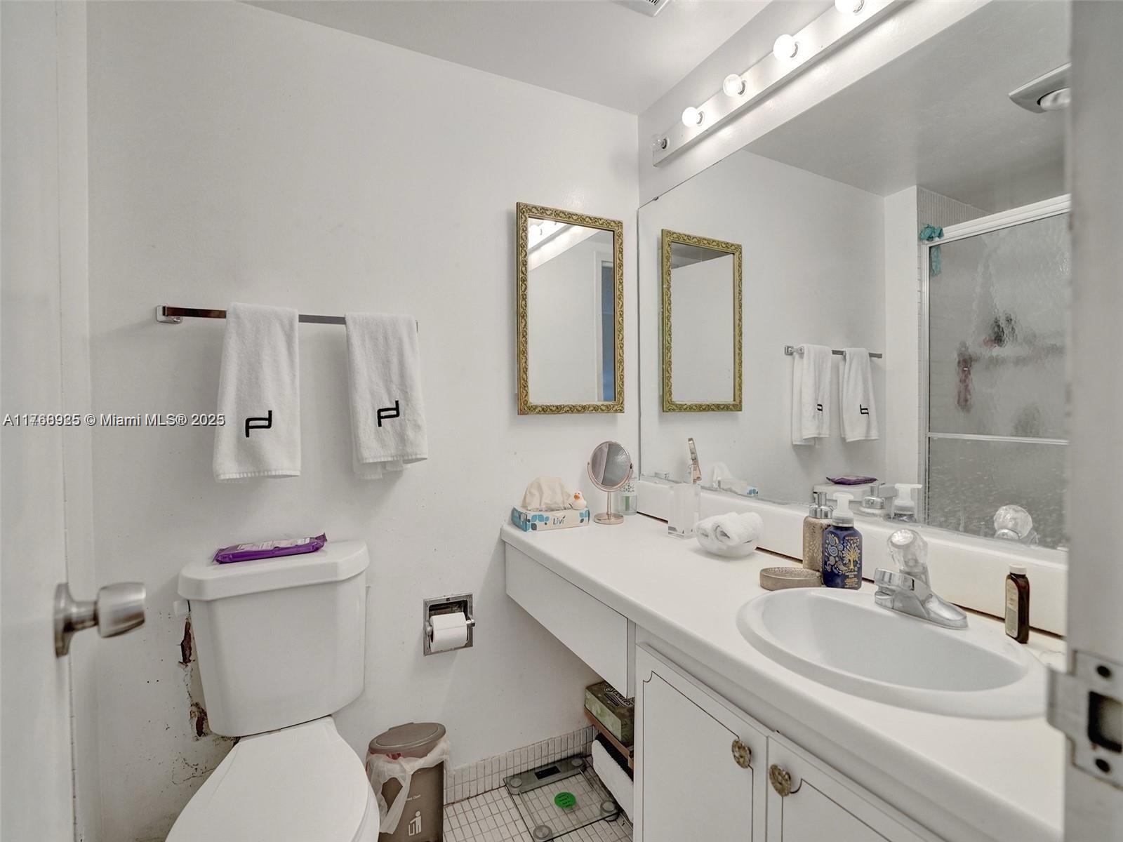 20301 Ne 30th Ave 122-5 Property Photo 3