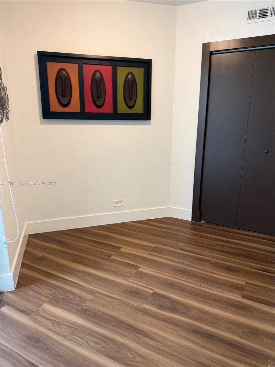 7300 Radice Ct 805 Property Photo 13