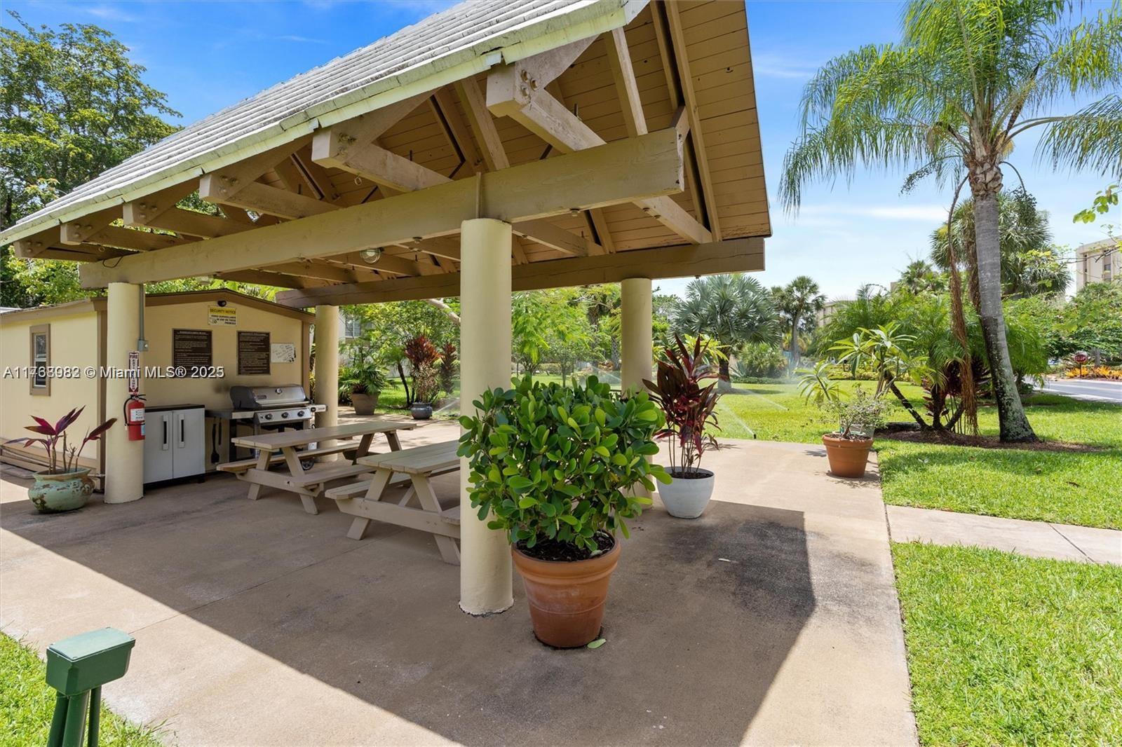 7300 Radice Ct 805 Property Photo 43