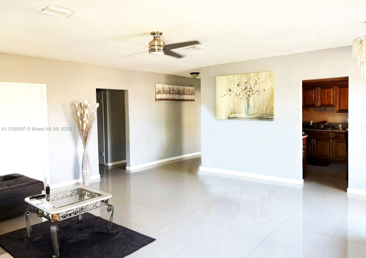 18001 Nw 14th Ct Property Photo 3