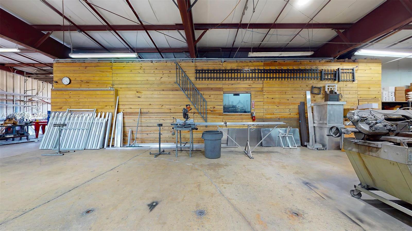395 N Flagler Ave Property Photo 17