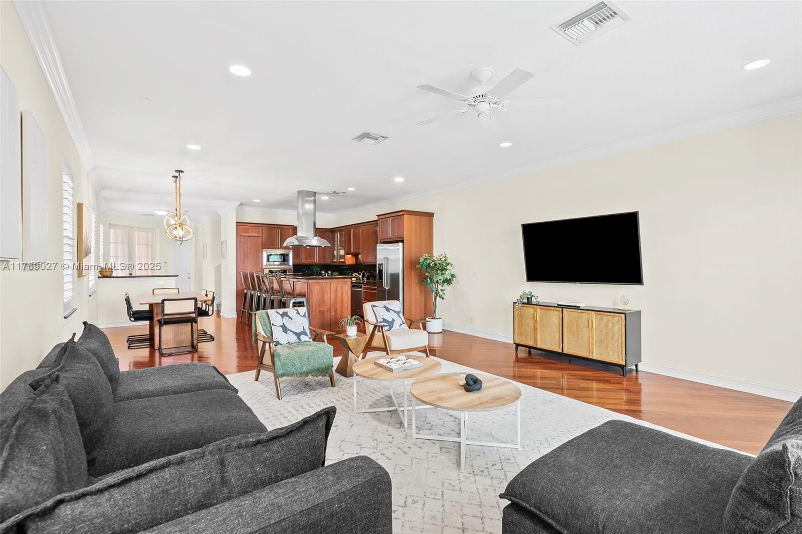 419 Sw 5th St 419 Property Photo 5