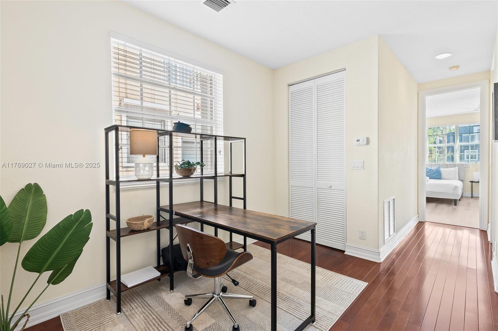 419 Sw 5th St 419 Property Photo 12