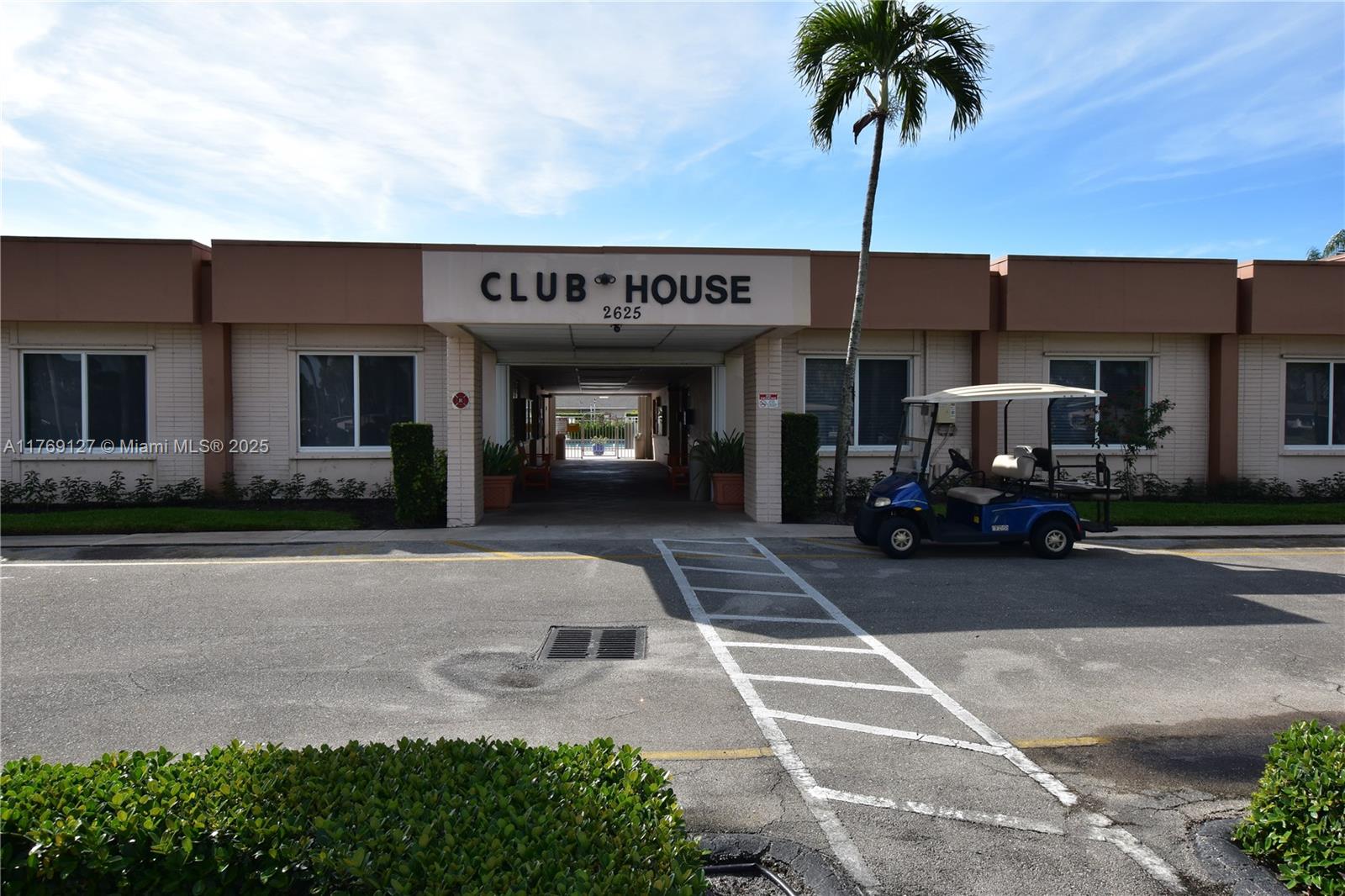 2735 E Dudley Drive B Property Photo 27