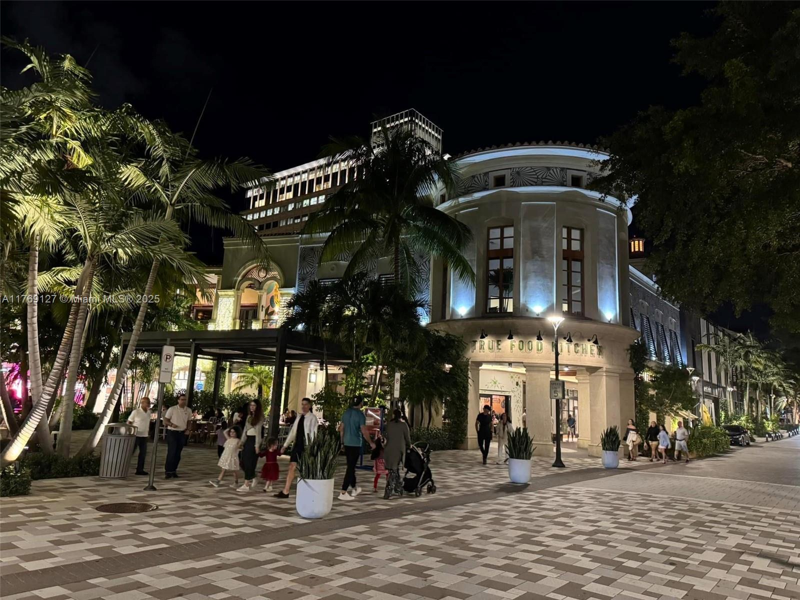 2735 E Dudley Drive B Property Photo 44