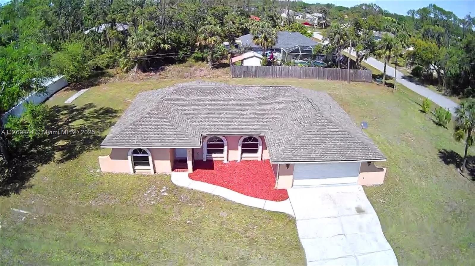 5025 San Luis Ter Property Photo