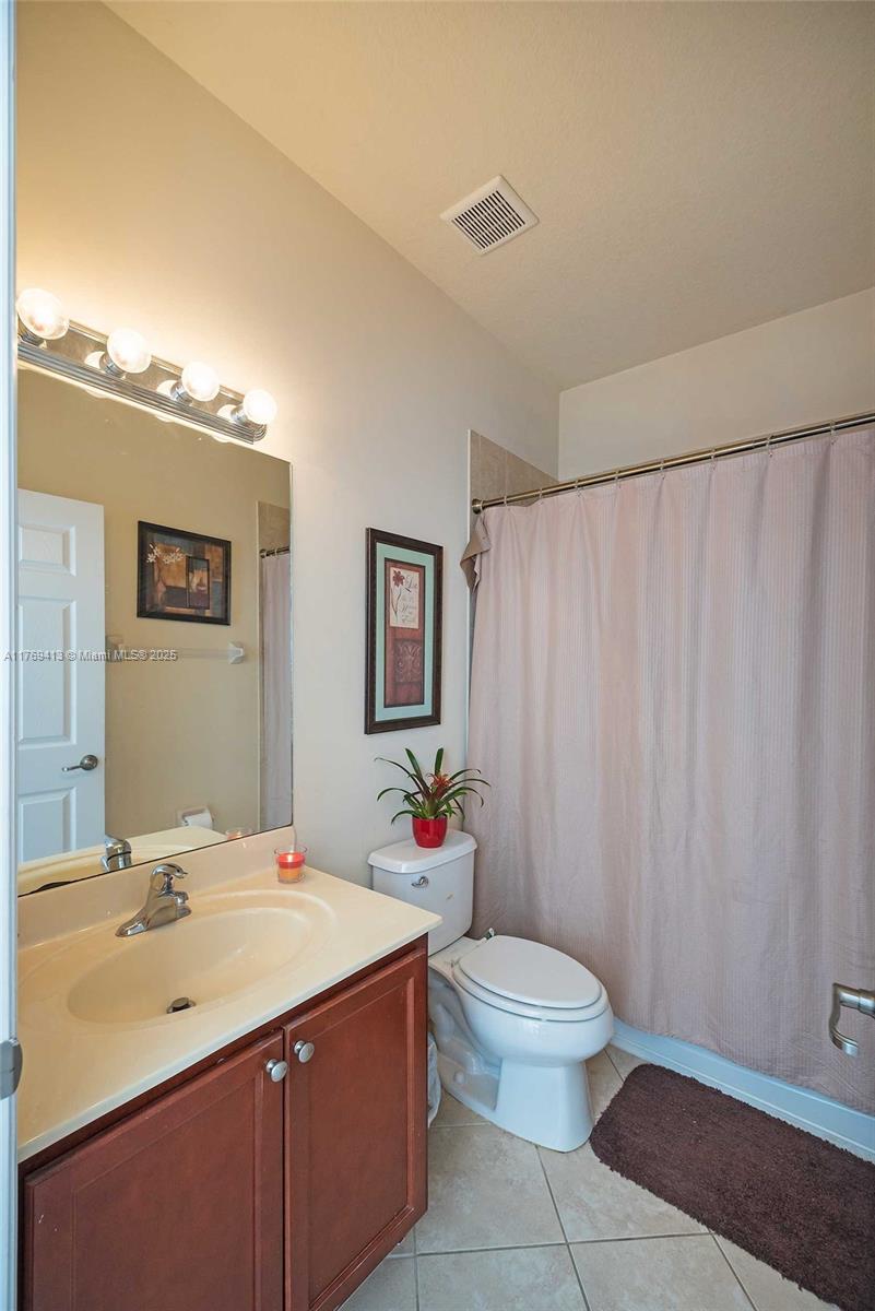 360 Se 37th Ter 0 Property Photo 18