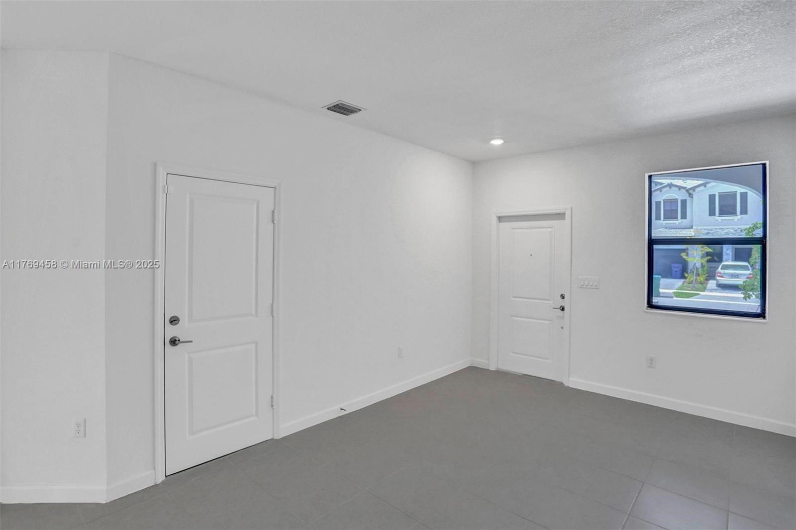 13375 Sw 287 Street . Property Photo 7