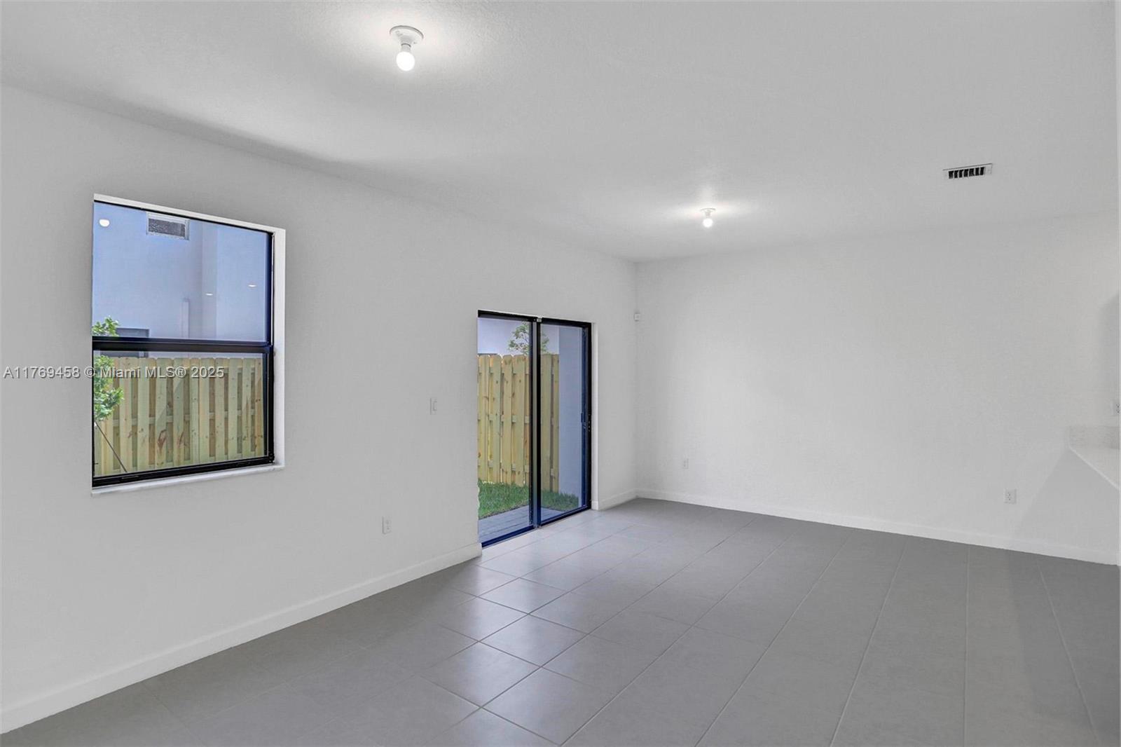 13375 Sw 287 Street . Property Photo 16