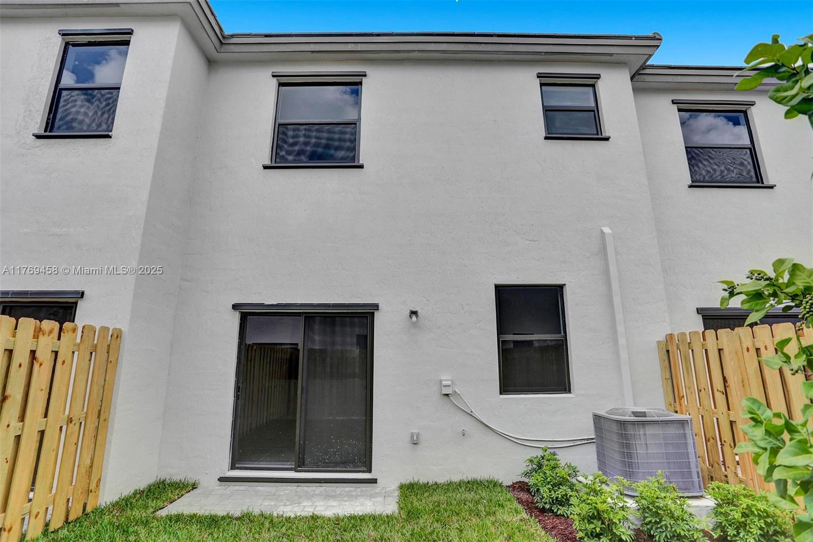 13375 Sw 287 Street . Property Photo 44