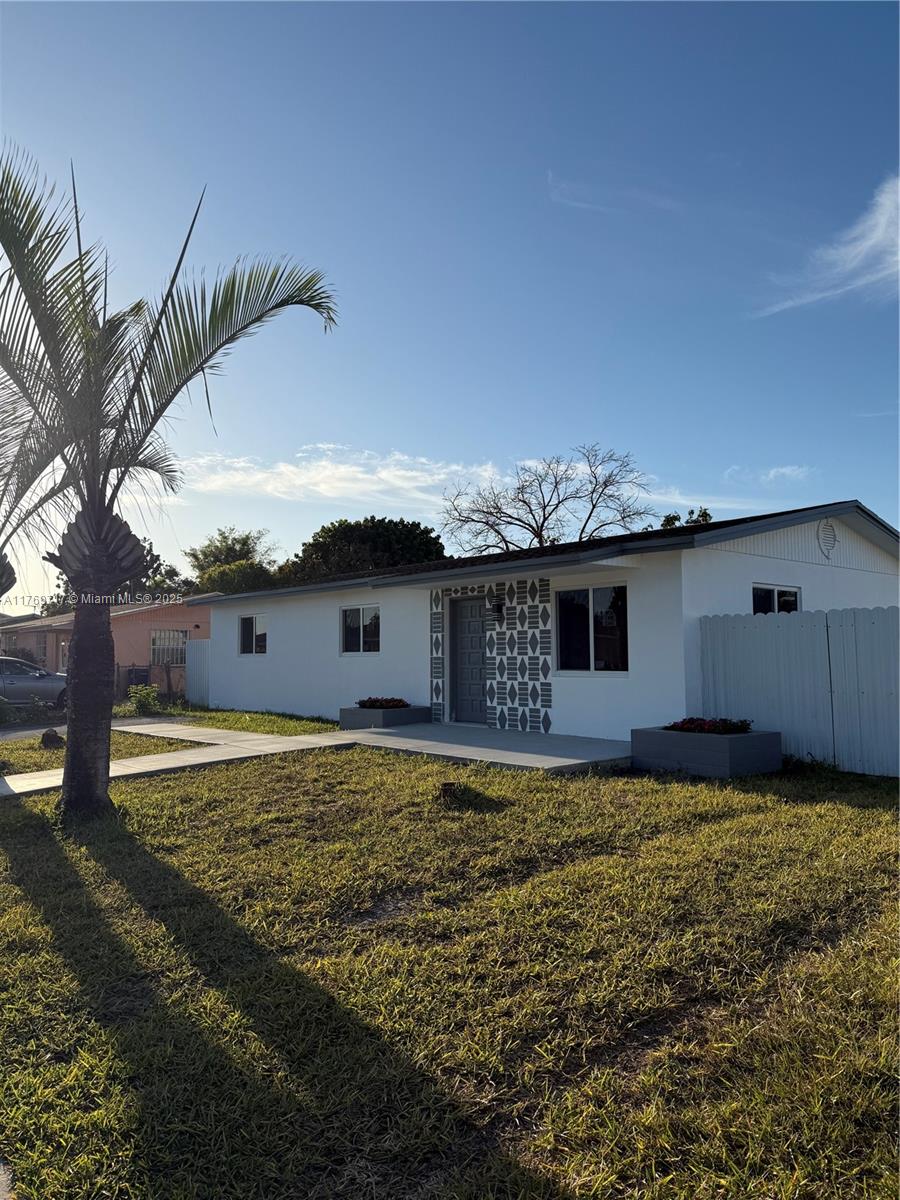 15044 Sw 304th Ter Property Photo 2