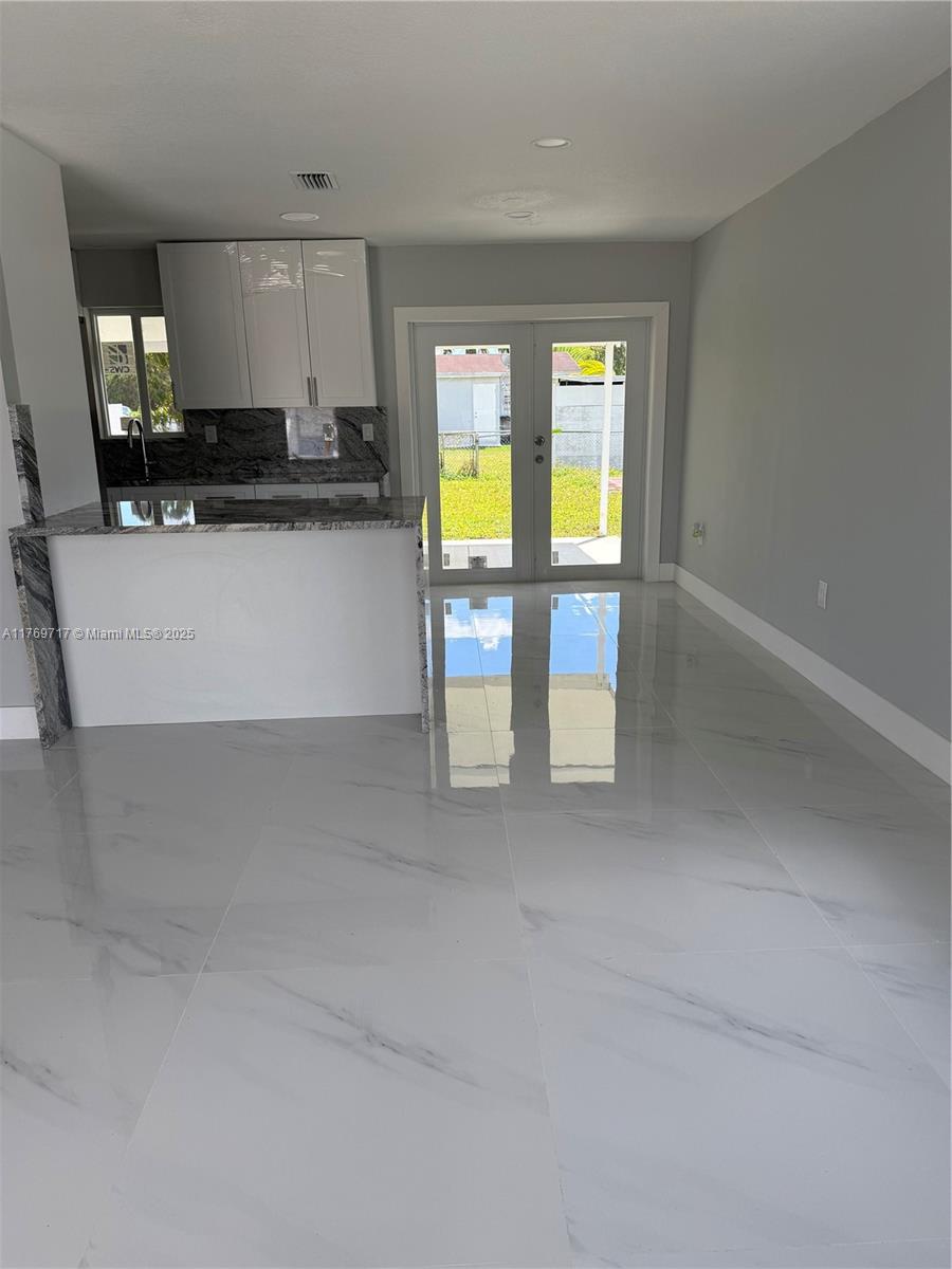 15044 Sw 304th Ter Property Photo 4