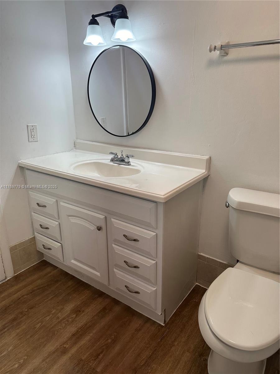 A11769779 Property Photo 11
