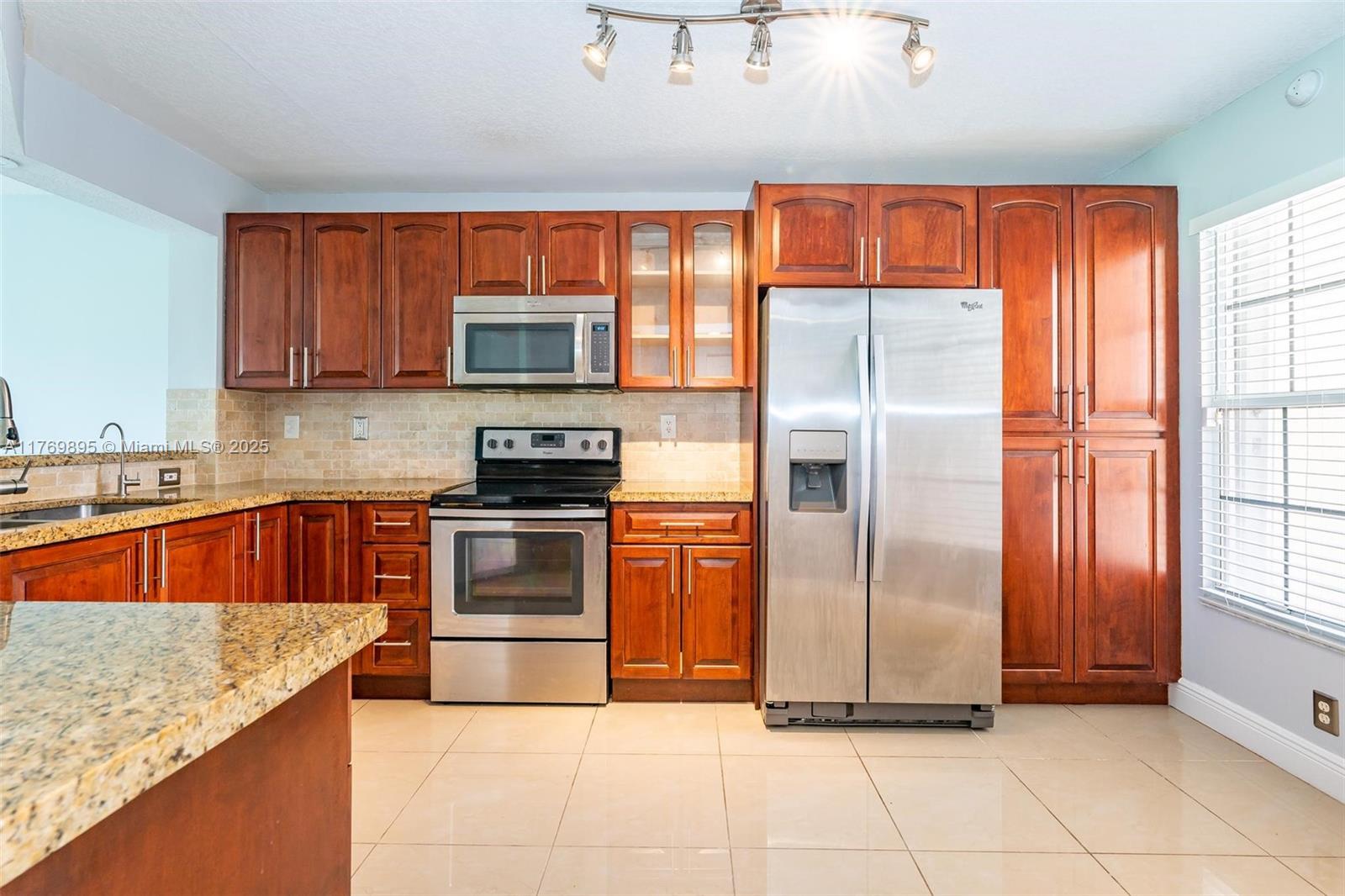 8147 Southgate Blvd N/a Property Photo