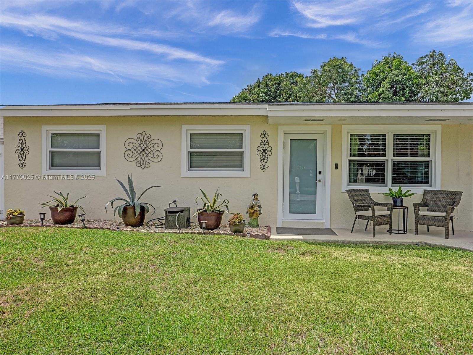 7140 Mcclellan St Property Photo