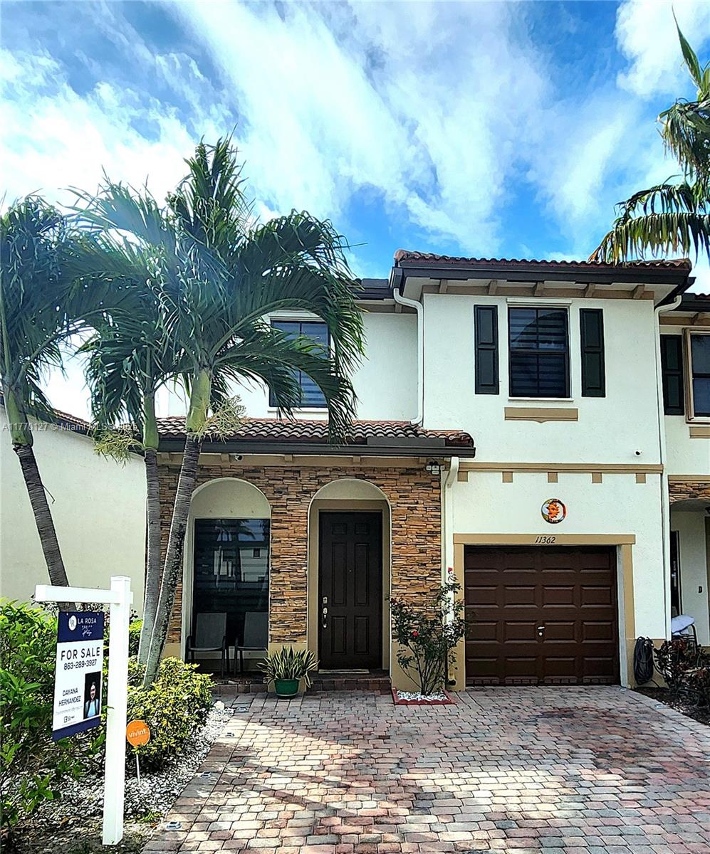 11362 Sw 234th St Property Photo 1