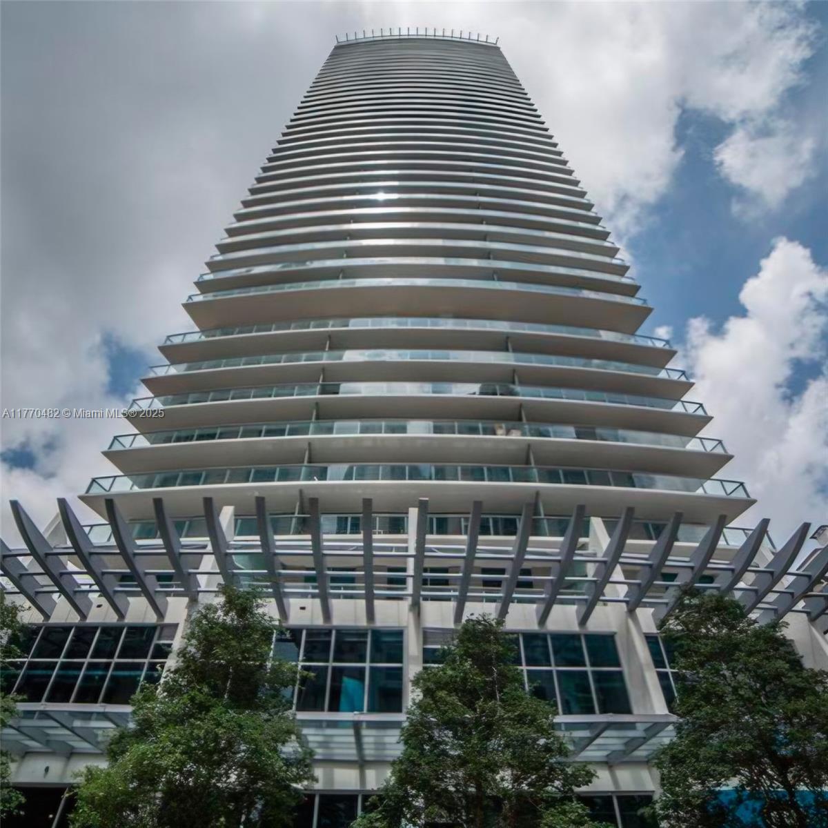 1100 S Miami Ave 602 Property Photo