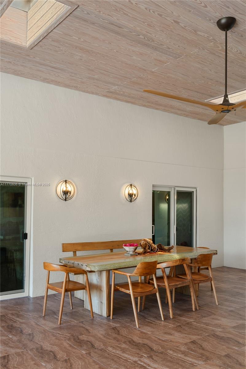 120 Coco Plum Rd S Property Photo 29