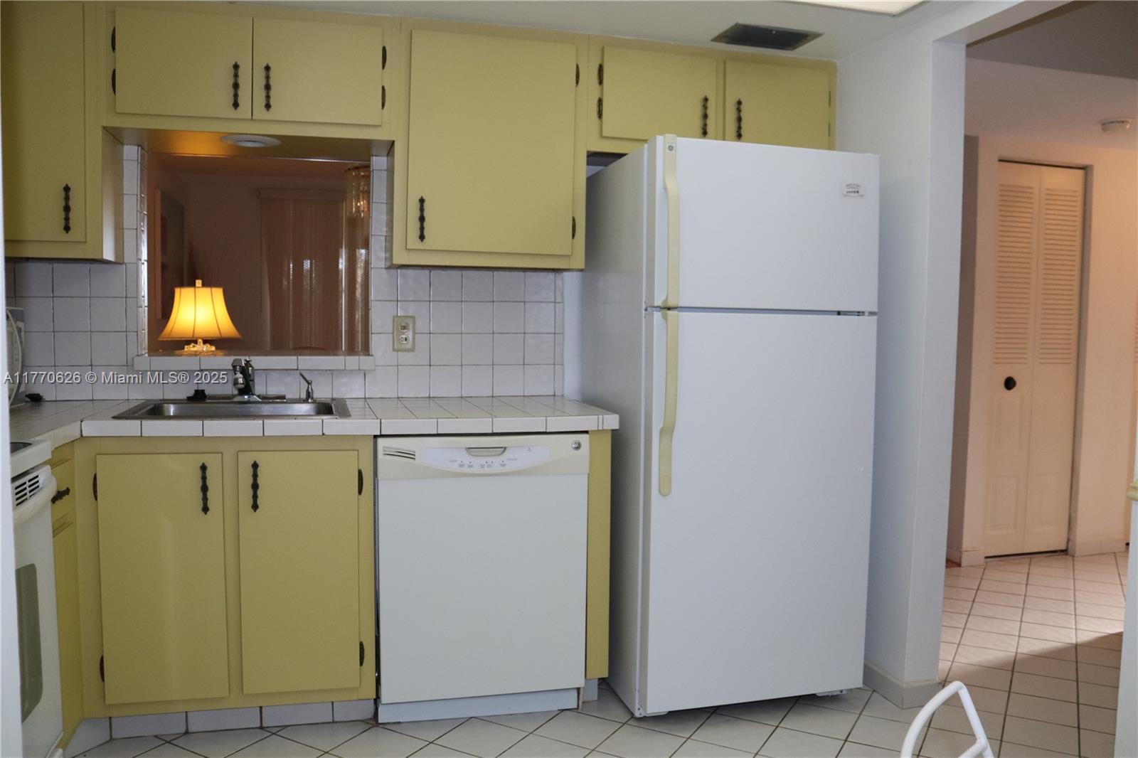 1470 Nw 80th Ave 308 Property Photo 5