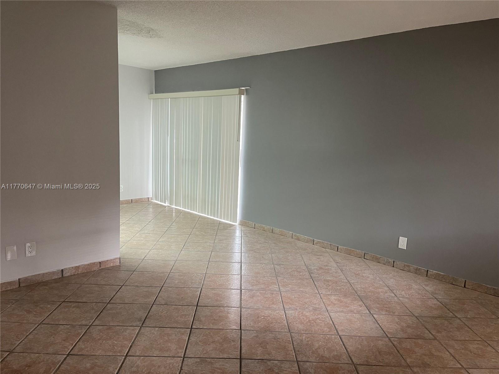 6175 Nw 57th St 116 Property Photo 8