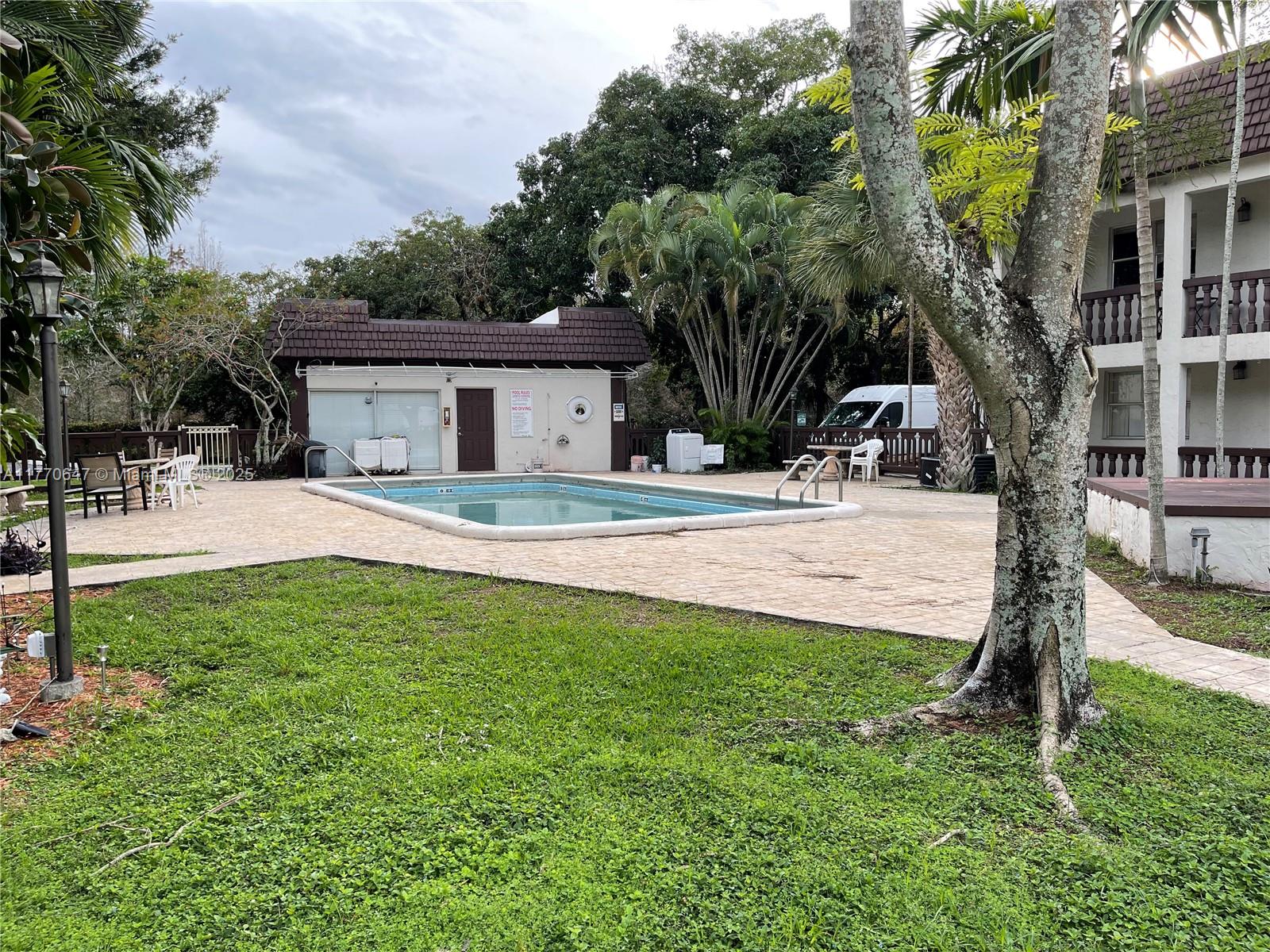 6175 Nw 57th St 116 Property Photo 14