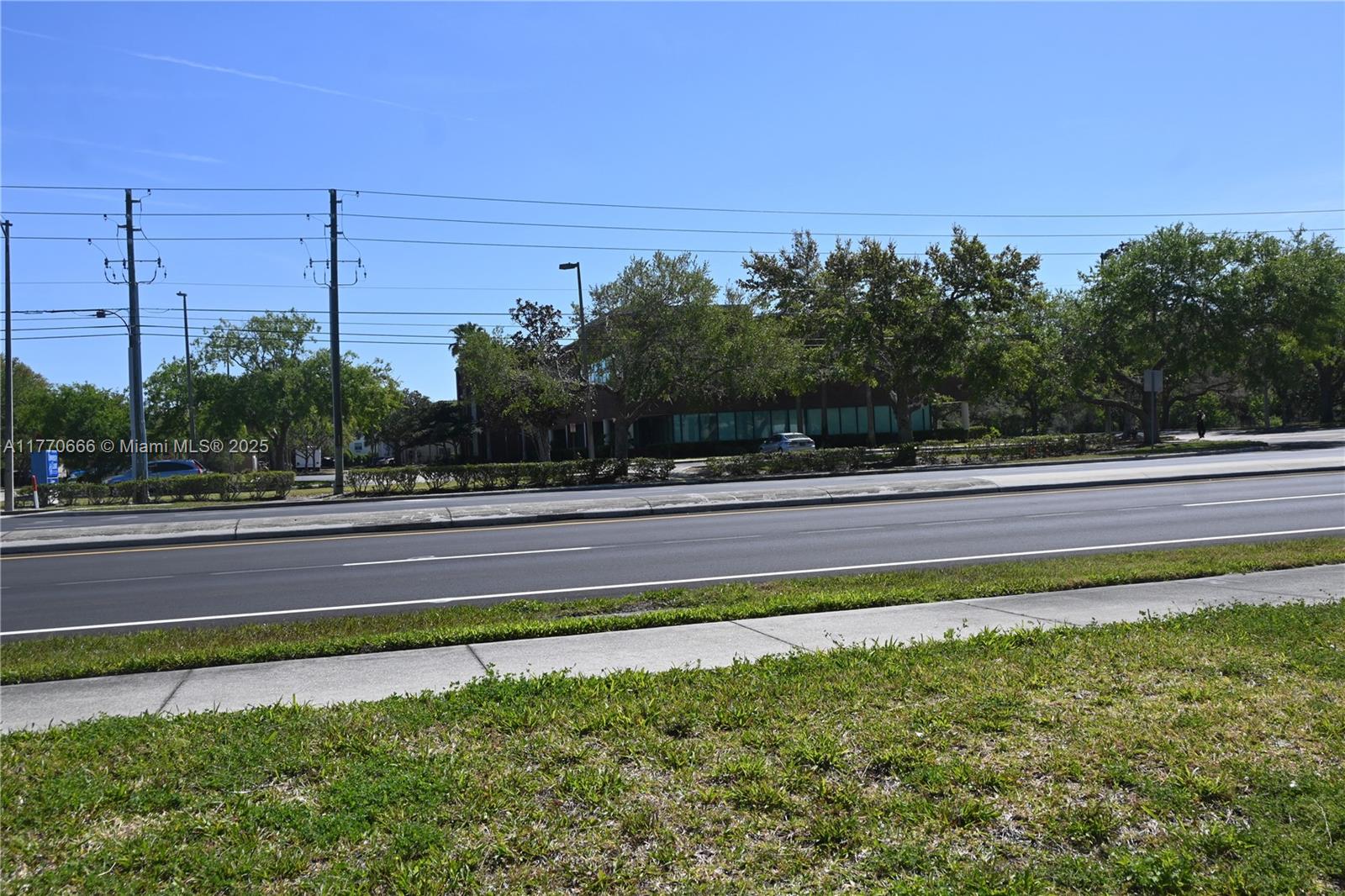 3370 Rouse Rd 107 Property Photo 16