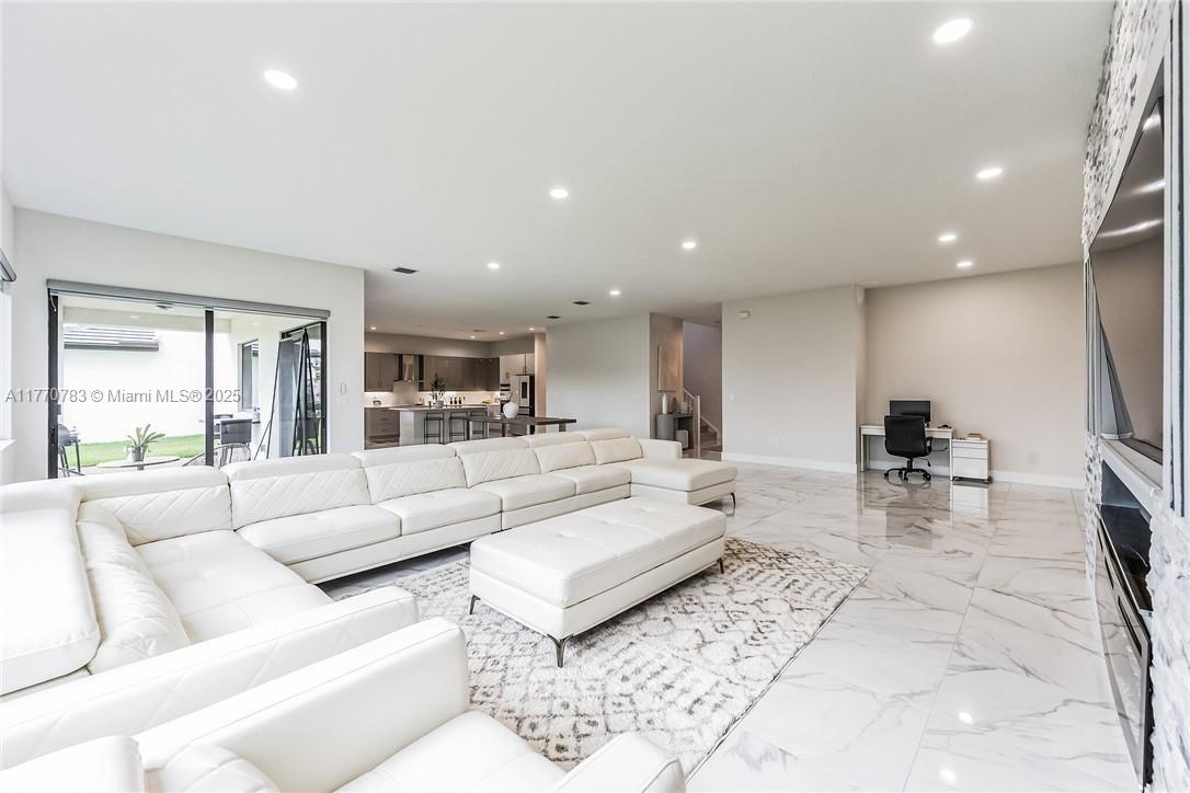 4761 Sophia Drive 1 Property Photo 18