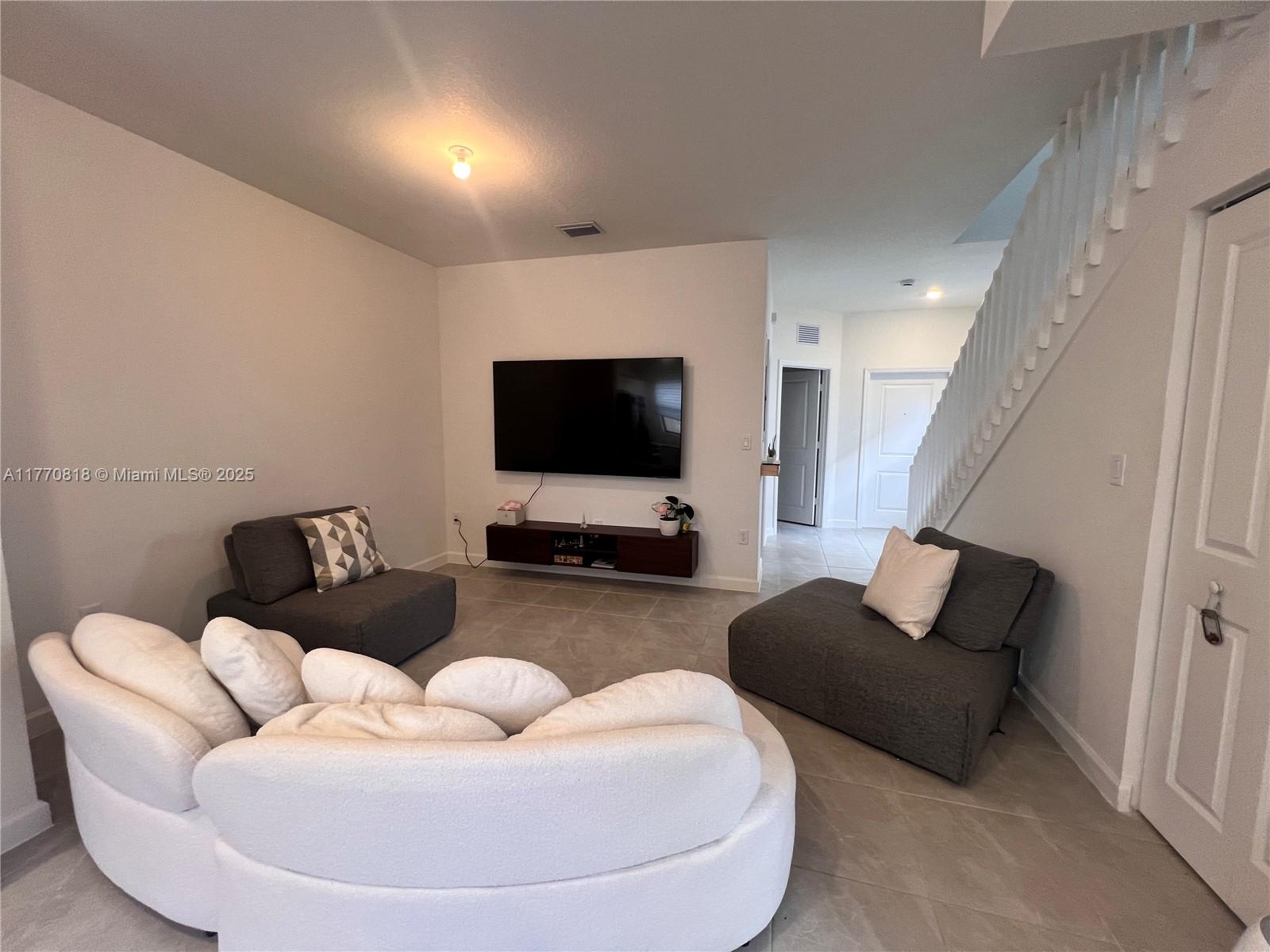12860 Sw 232nd Ter 12860 Property Photo 6