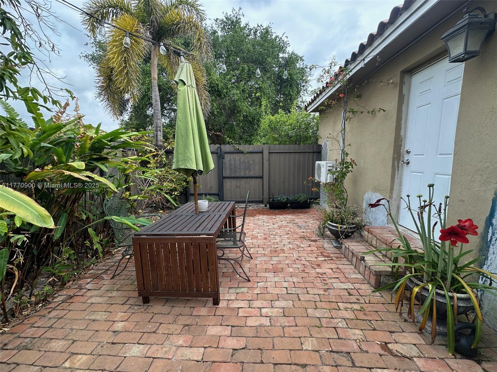 620 Wren Ave 1 Property Photo