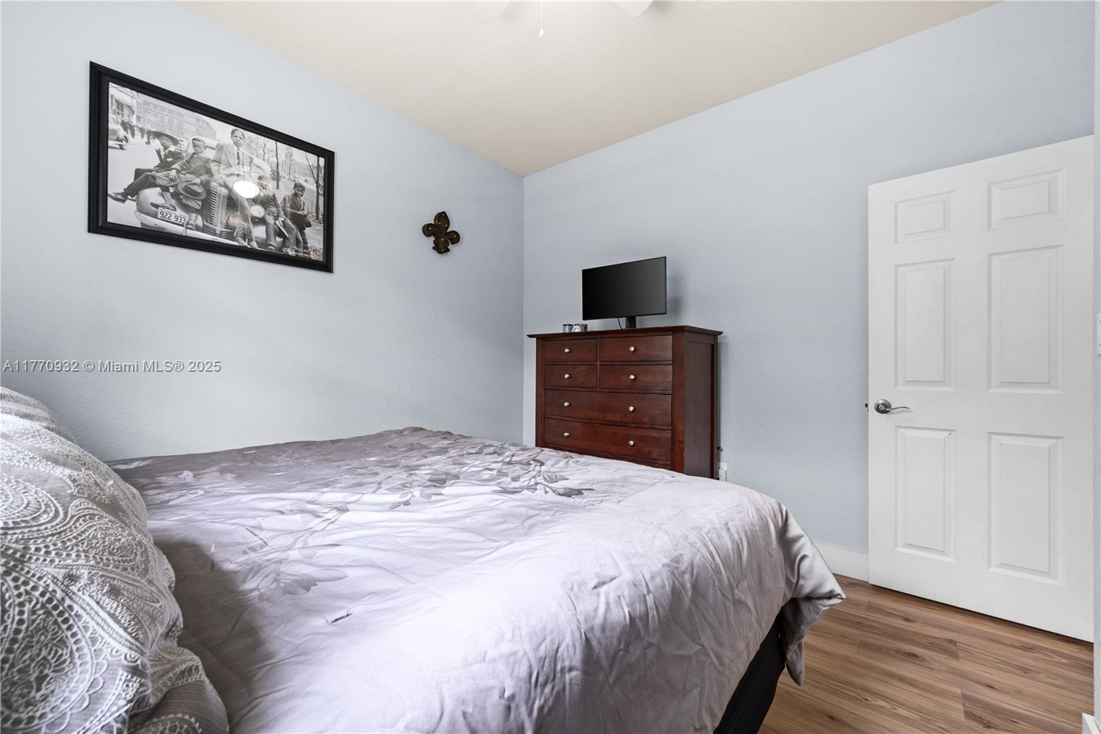 252 Ne 33rd Ter Property Photo 25