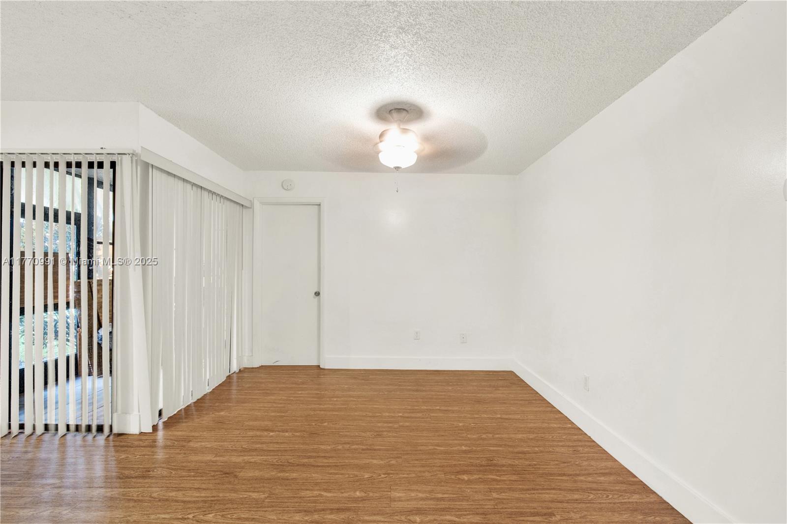 1150 N Liberty Ave 1150g Property Photo 3