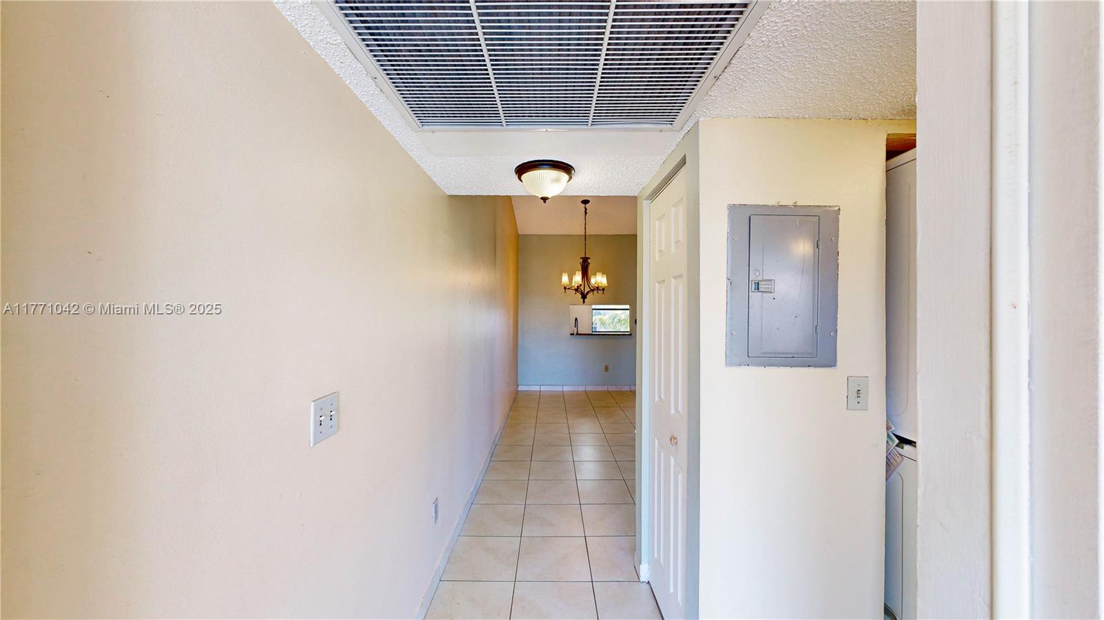 1140 Independence Trl 1140-d Property Photo 6