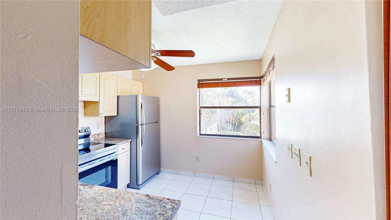 1140 Independence Trl 1140-d Property Photo 21